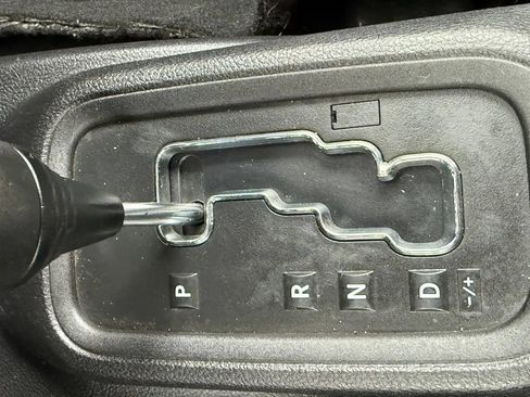 Used 2016 Jeep Wrangler Unlimited Sport AWD/4WD image 18