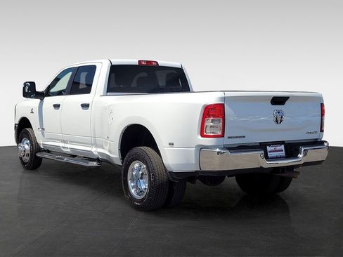 Used 2024 RAM 3500 Big Horn image 6