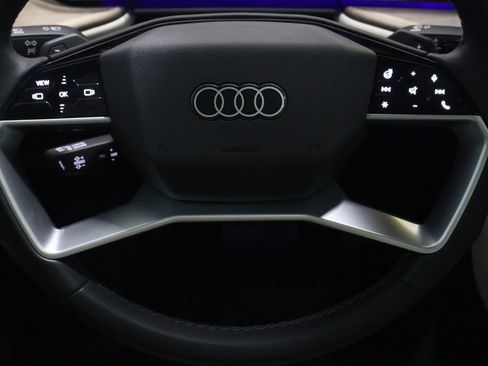 Used 2025 Audi Q5 Premium w/ Convenience Package AWD/4WD image 17