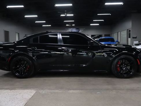 Used 2022 Dodge Charger SRT Hellcat RWD image 6