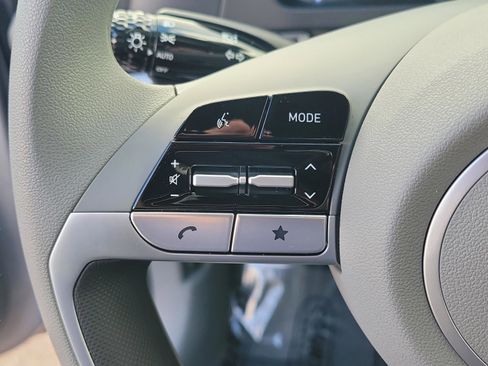 New 2026 Hyundai Elantra SE image 16