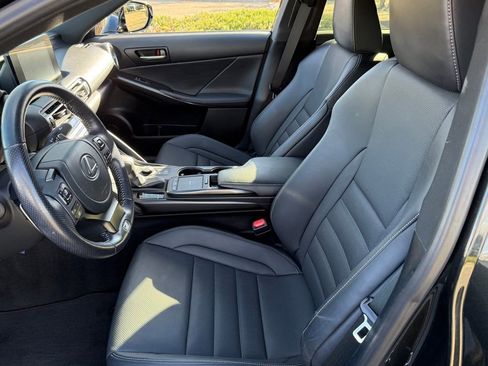 Used 2022 Lexus IS 350 F Sport image 12
