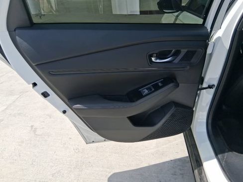 Used 2025 Honda Accord Touring image 15