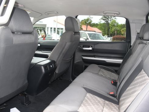 Used 2021 Toyota Tundra SR5 w/ SR5 Upgrade Package RWD image 14