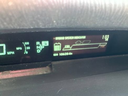 Used 2015 Toyota Prius Four FWD image 10