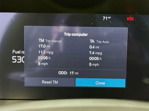 New 2026 Volvo XC60 B5 Plus w/ Protection Package Premier image 12