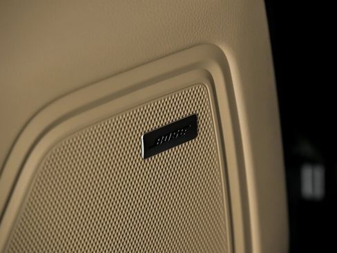 Used 2026 Porsche Macan AWD/4WD image 19