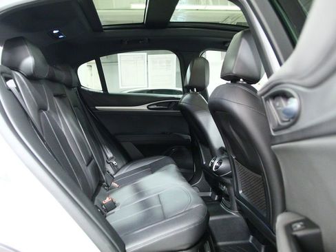 Used 2024 Alfa Romeo Stelvio Ti image 25