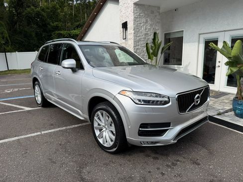Used 2018 Volvo XC90 T6 Momentum w/ Convenience Package AWD/4WD image 22