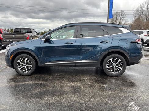 Used 2024 Kia Sportage EX w/ EX Premium Package image 4