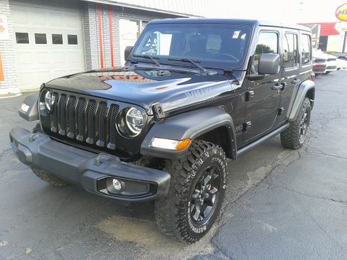 Used 2021 Jeep Wrangler Unlimited Sport image 11