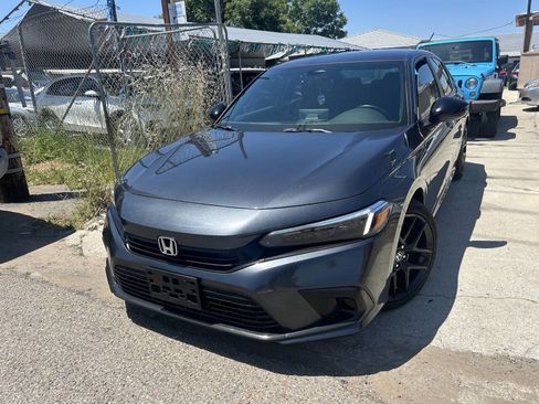 Used 2022 Honda Civic Sport image 1