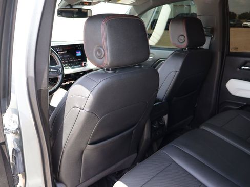 Used 2024 GMC Canyon AT4X AWD/4WD image 15