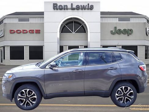 Used 2022 Jeep Compass Limited AWD/4WD image 1
