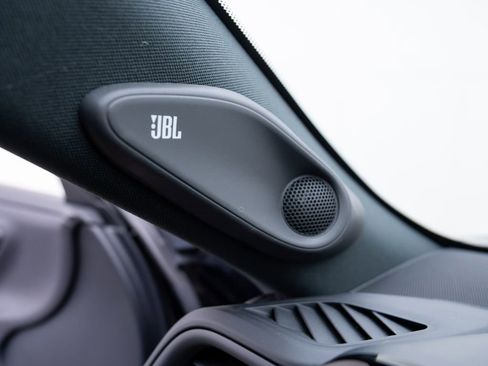 Used 2024 Toyota Crown Limited image 27