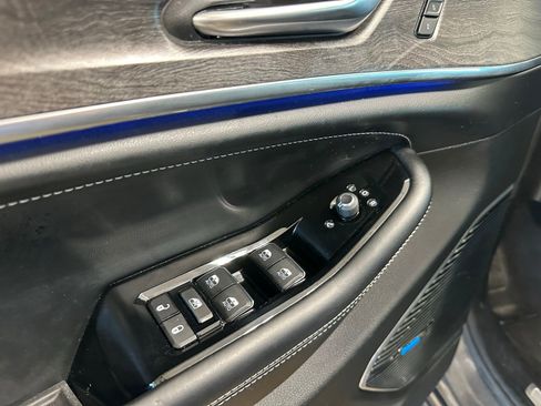 Used 2021 Jeep Grand Cherokee L Overland w/ Luxury Tech Group IV image 12