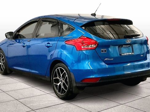 Used 2017 Ford Focus SEL w/ Cold Weather Package image 10