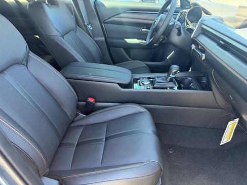 New 2026 MAZDA CX-50 AWD 2.5 S w/ Cargo Package image 32