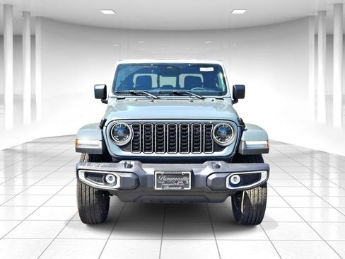 New 2026 Jeep Gladiator Mojave AWD/4WD image 8
