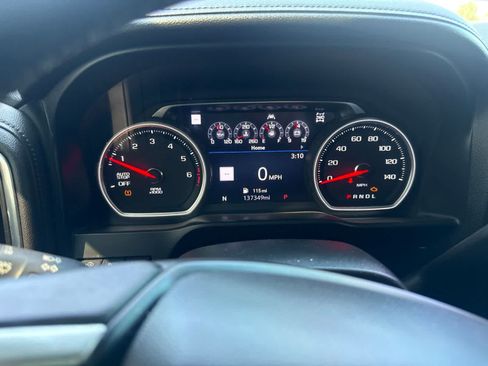 Used 2019 Chevrolet Silverado 1500 LTZ w/ LTZ Premium Package AWD/4WD image 22