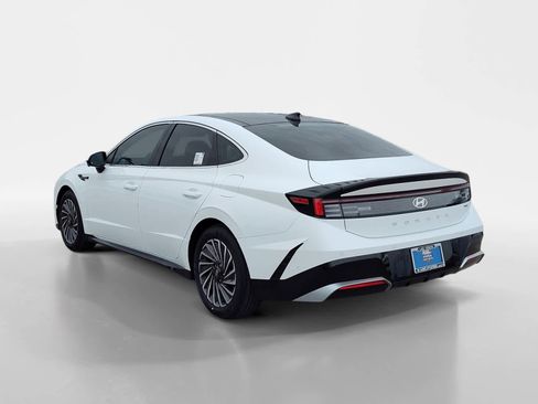 New 2026 Hyundai Sonata Limited image 3