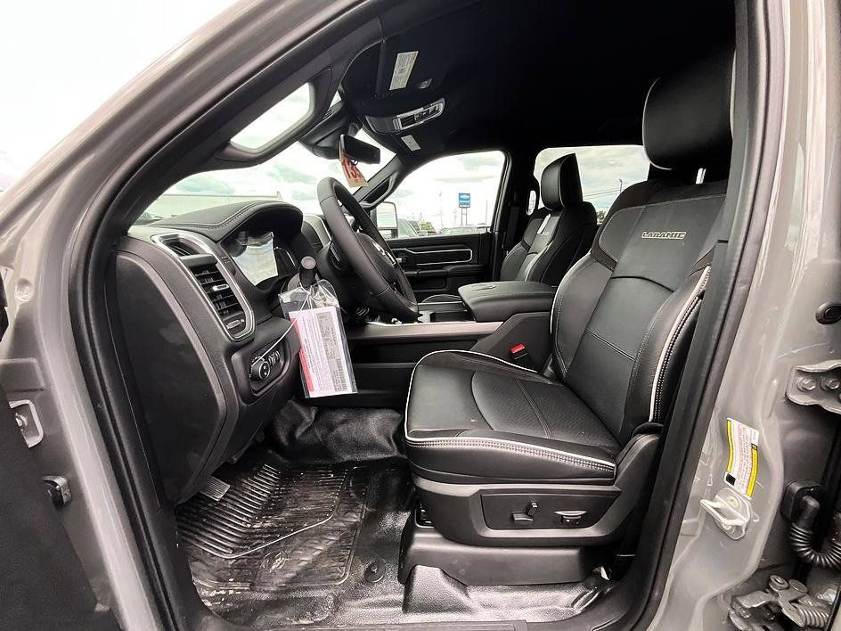 New 2026 RAM 5500 4x4 Crew Cab w/ Laramie Trim Package image 13