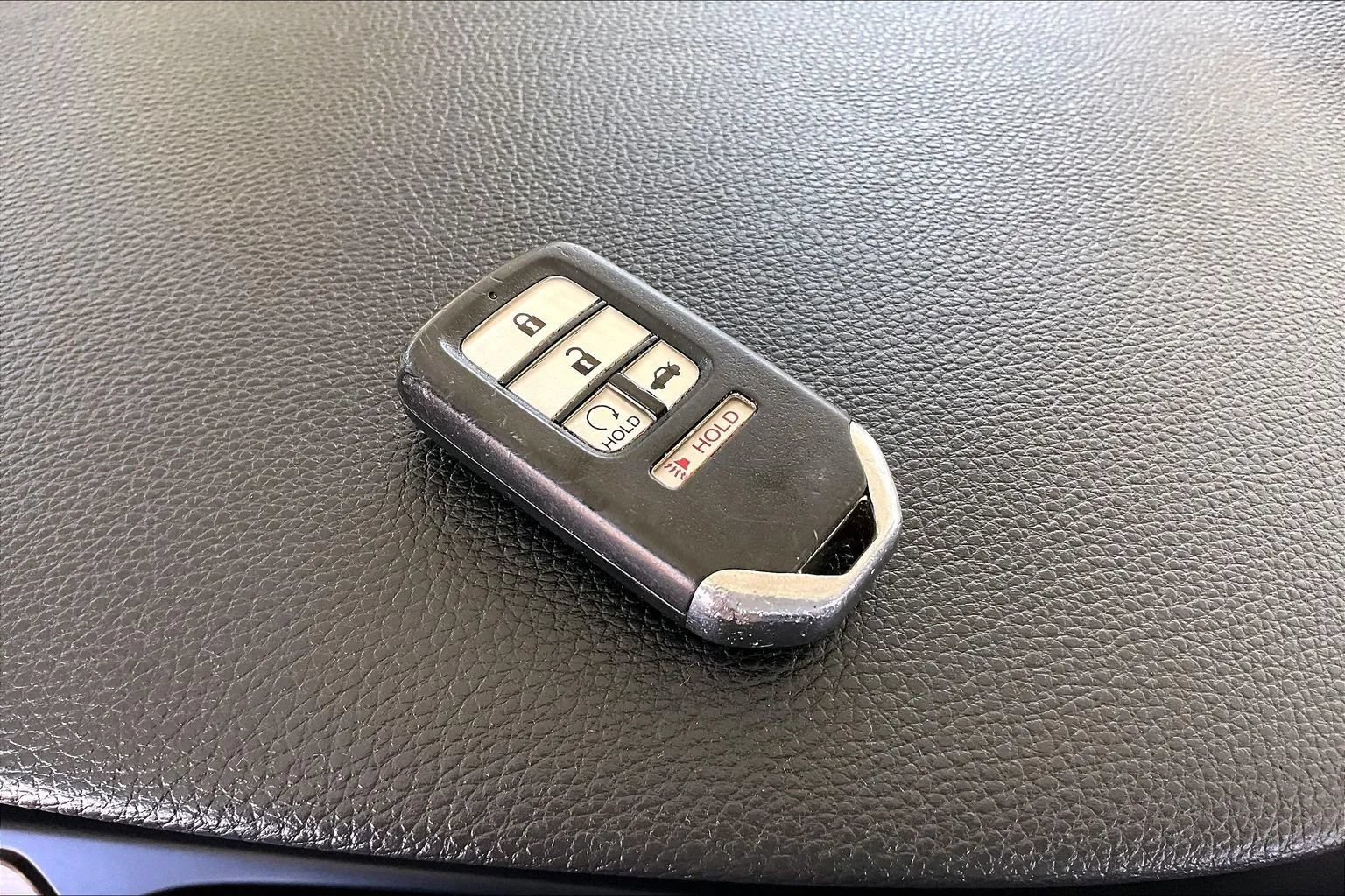 Used 2016 Honda Accord EX-L image 32