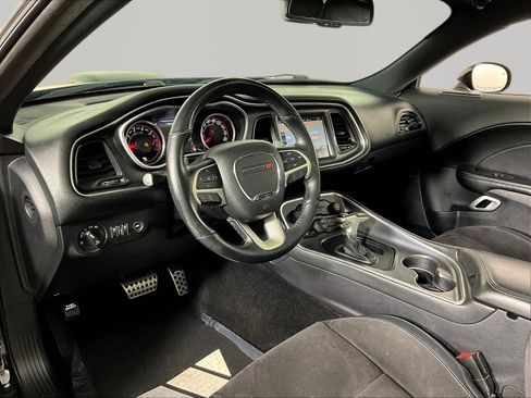 Used 2016 Dodge Challenger R/T Scat Pack RWD image 16