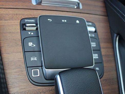 Certified 2025 Mercedes-Benz GLE 350 4MATIC image 18