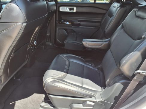 Used 2024 Ford Explorer ST w/ Equipment Group 401A AWD/4WD image 8