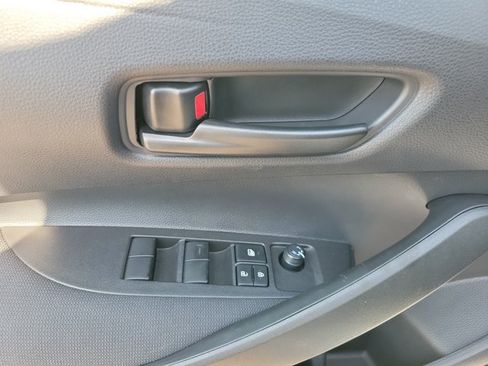 Used 2026 Toyota Corolla LE FWD image 8