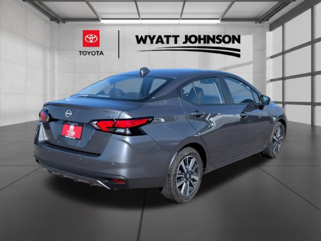 Used 2024 Nissan Versa SV FWD image 7