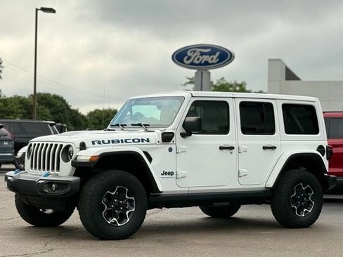 Used 2023 Jeep Wrangler Unlimited Rubicon 4xe w/ Cold Weather Group AWD/4WD image 48