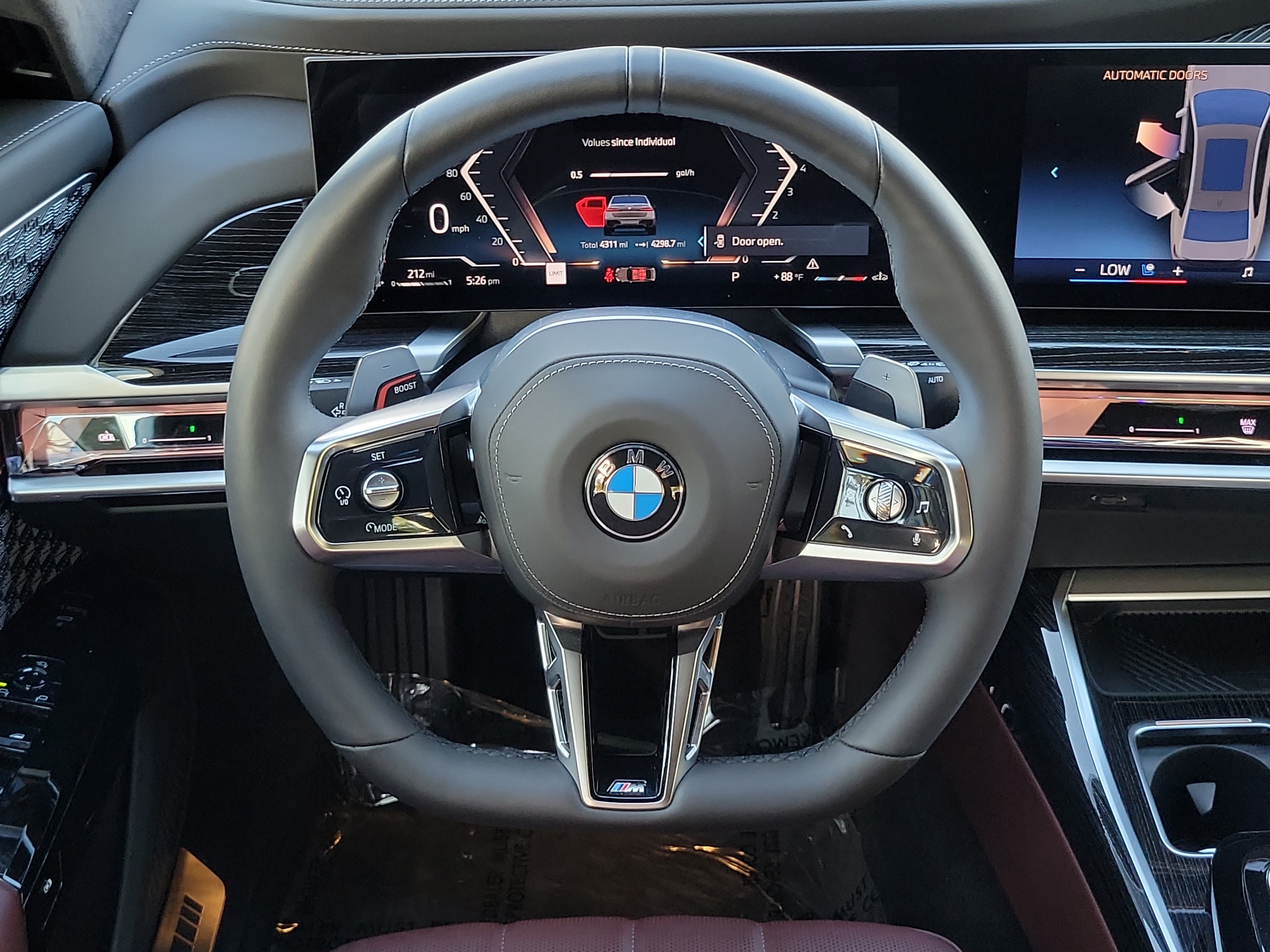 Used 2026 BMW 740i w/ Executive Package RWD image 19