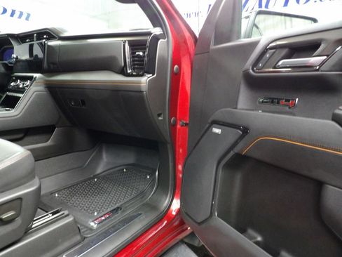 Used 2023 GMC Sierra 1500 AT4 AWD/4WD image 33