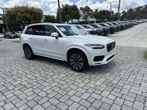 Used 2020 Volvo XC90 T6 Momentum AWD/4WD image 16