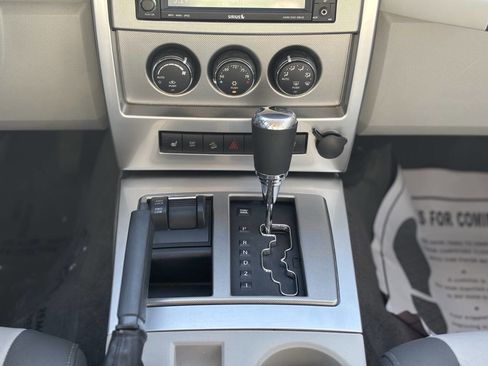 Used 2008 Jeep Liberty Limited w/ Premium Group II image 25