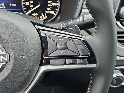 Certified 2025 Nissan Altima 2.5 SR AWD/4WD image 23