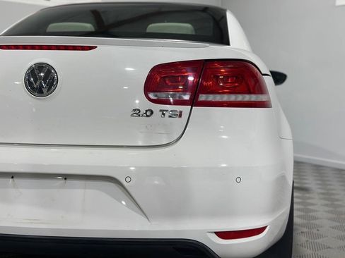 Used 2013 Volkswagen Eos Executive image 36