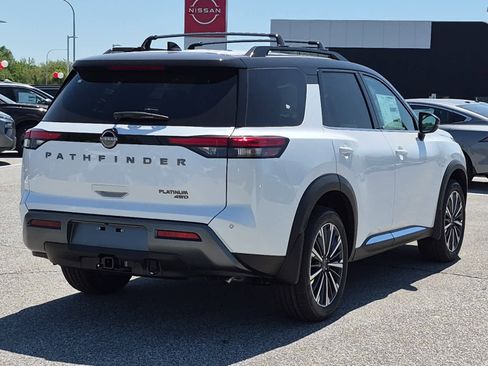 New 2026 Nissan Pathfinder Platinum AWD/4WD image 3