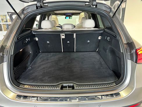 Used 2024 Mercedes-Benz GLC 300 4MATIC image 34
