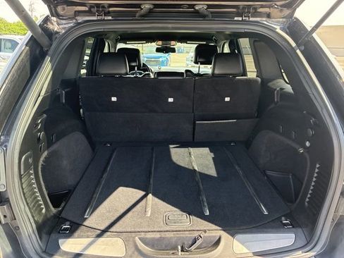 Used 2016 Jeep Grand Cherokee Limited AWD/4WD image 27