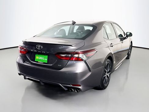 Used 2023 Toyota Camry SE FWD image 10