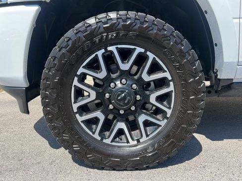 Certified 2025 RAM 3500 Longhorn AWD/4WD image 33