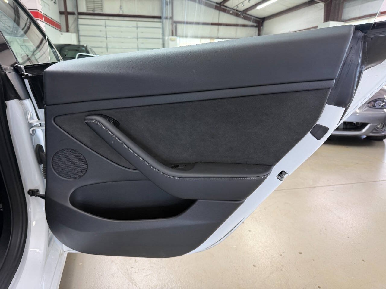 Used 2022 Tesla Model 3 Long Range AWD/4WD image 14