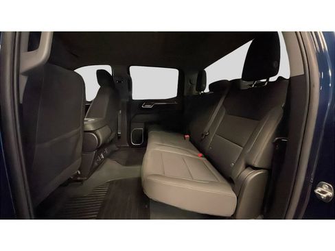 Used 2023 Chevrolet Silverado 1500 LT AWD/4WD image 15
