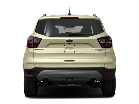 Used 2017 Ford Escape Titanium image 5