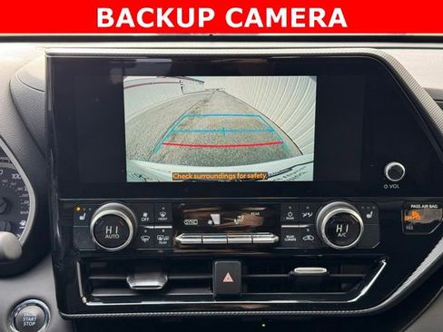 Certified 2023 Toyota Highlander XSE image 4