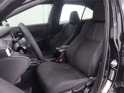 Used 2022 Toyota Corolla SE image 19