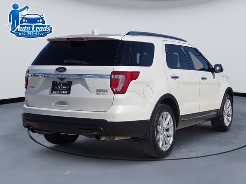 Used 2016 Ford Explorer Limited FWD image 5